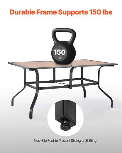 Matbord för utomhusbruk, 150 cm långt rektangulärt bistrobord i träliknande stål för 4-6 personer, med 38 mm paraplyhål, stora vädertåliga möbler för gräsmatta/veranda, brunt